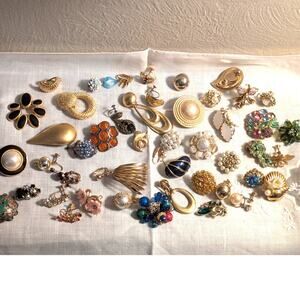 Lot of Vintage Gold Tone Clip On Screw Back Single Earrings